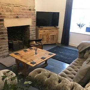https://oak-cottage-haworth.yorkshirehotels.net