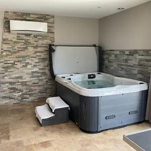 https://la-paisible-du-vinon-sur-verdon.fr-provencehotel.com