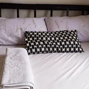 https://apt-mini-lookout.about-kampalahotels.com